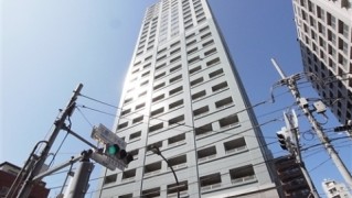 ルネ新宿御苑タワー